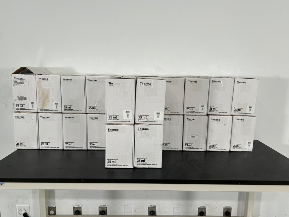 Image of Lot Of Thermo Scientific 25mL Reagent Reservoirs
